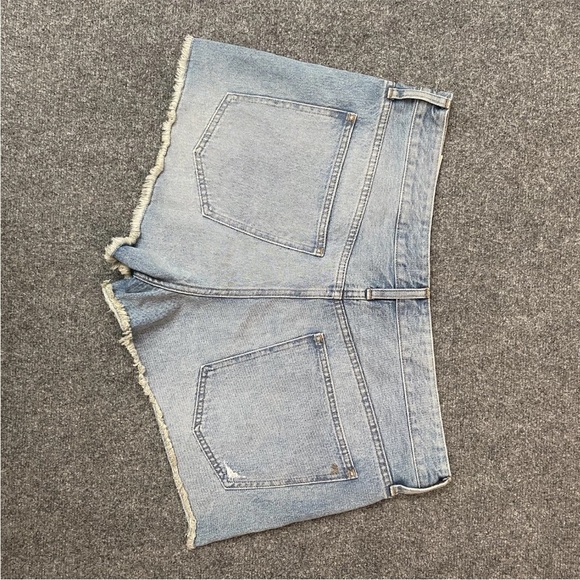 NWT madewell Shorts Denim Relaxed Size 32 Light Wash - Picture 8 of 9